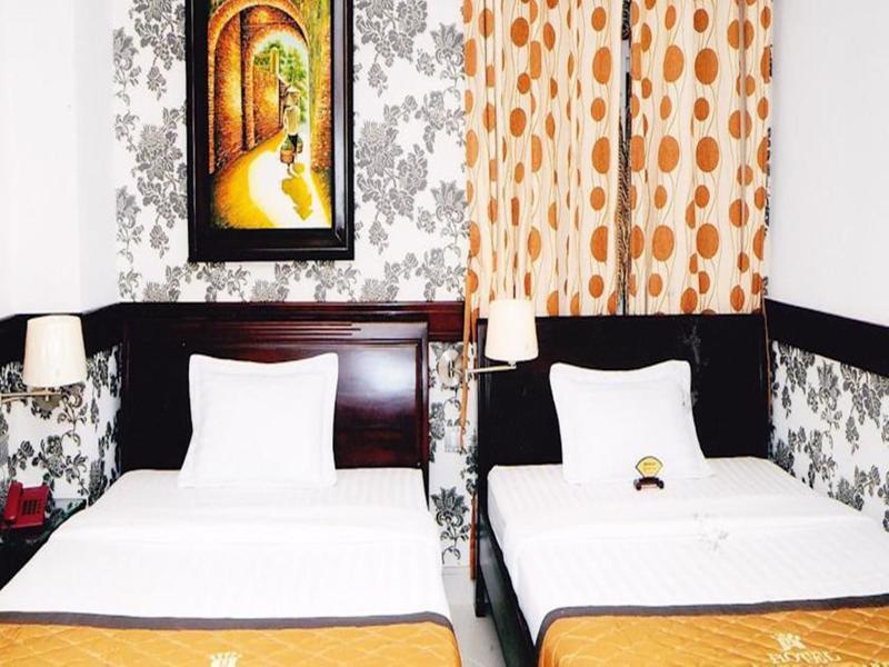 Hoang Thanh Thuy Airport Hotel 2 - Gan Am Thuc Dem Cho Hoang Hoa Tham Hô Chi Minh-Ville Extérieur photo