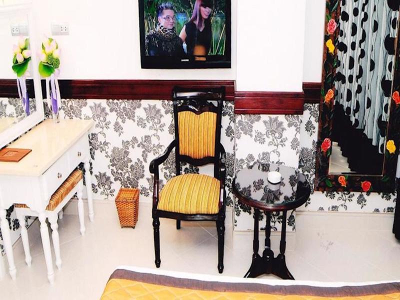 Hoang Thanh Thuy Airport Hotel 2 - Gan Am Thuc Dem Cho Hoang Hoa Tham Hô Chi Minh-Ville Extérieur photo