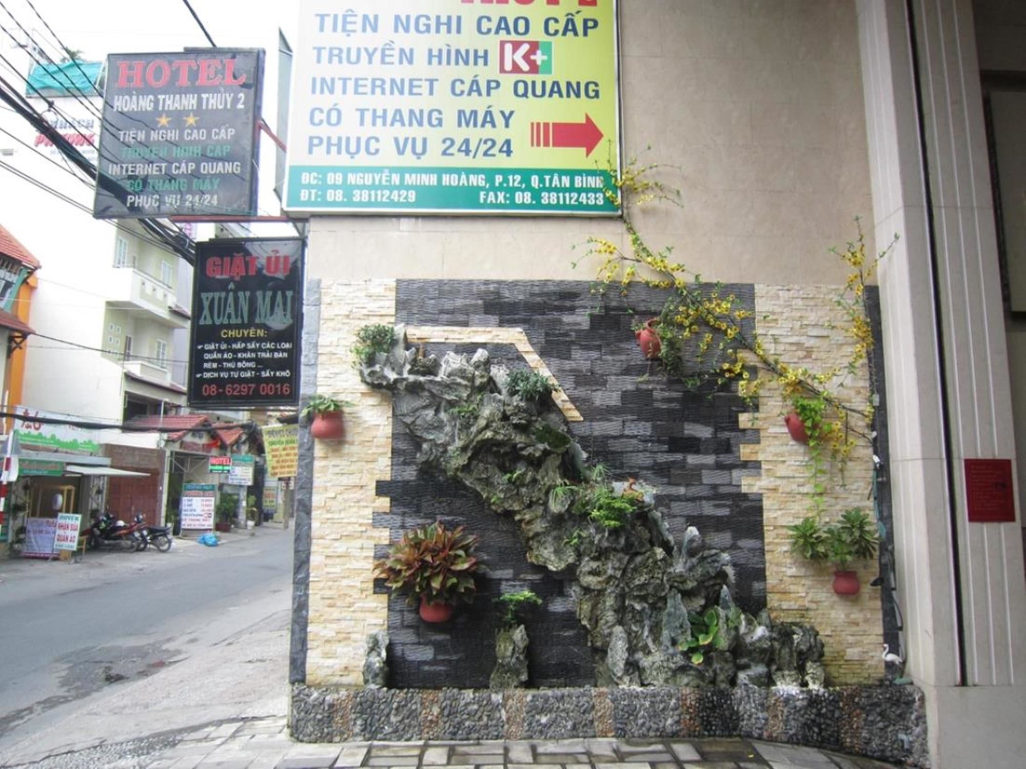 Hoang Thanh Thuy Airport Hotel 2 - Gan Am Thuc Dem Cho Hoang Hoa Tham Hô Chi Minh-Ville Extérieur photo