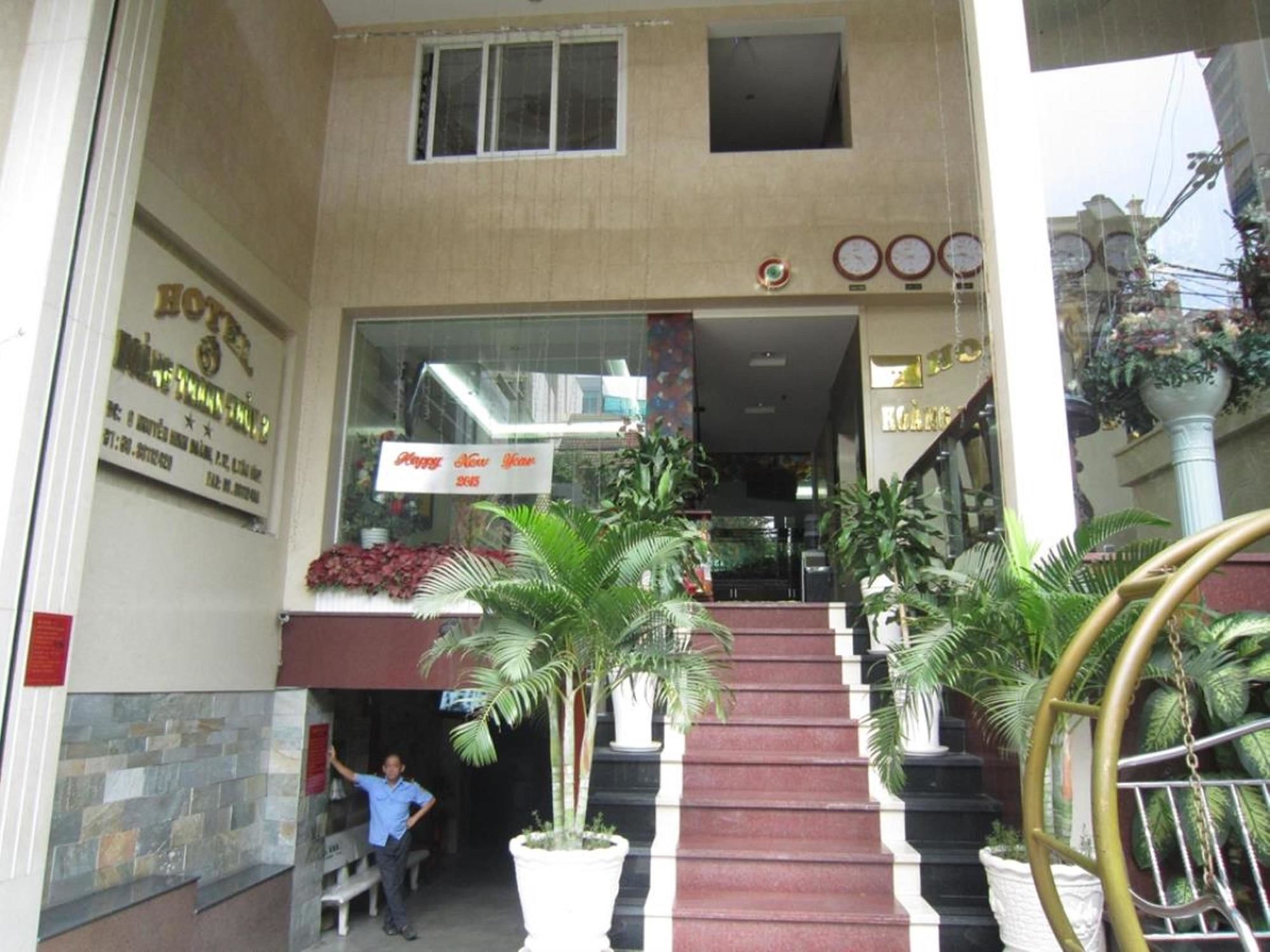 Hoang Thanh Thuy Airport Hotel 2 - Gan Am Thuc Dem Cho Hoang Hoa Tham Hô Chi Minh-Ville Extérieur photo