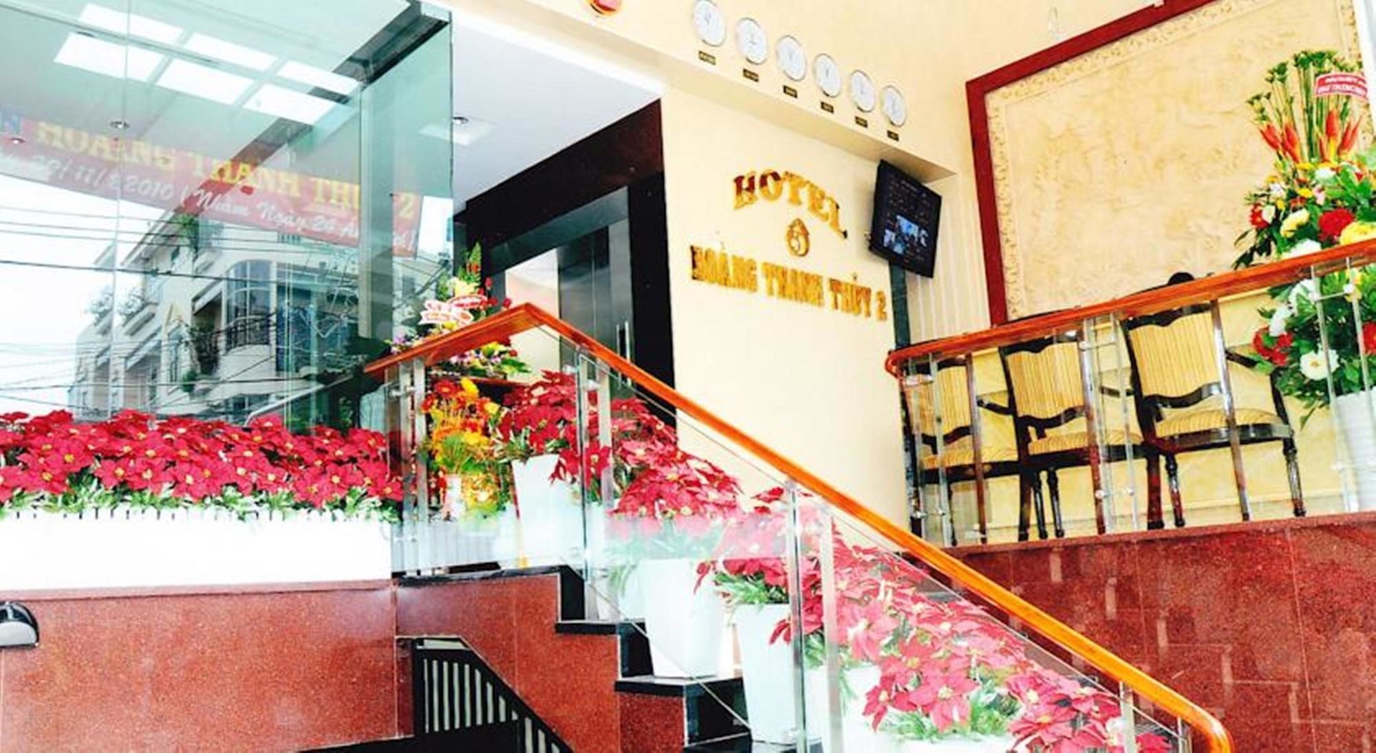 Hoang Thanh Thuy Airport Hotel 2 - Gan Am Thuc Dem Cho Hoang Hoa Tham Hô Chi Minh-Ville Extérieur photo